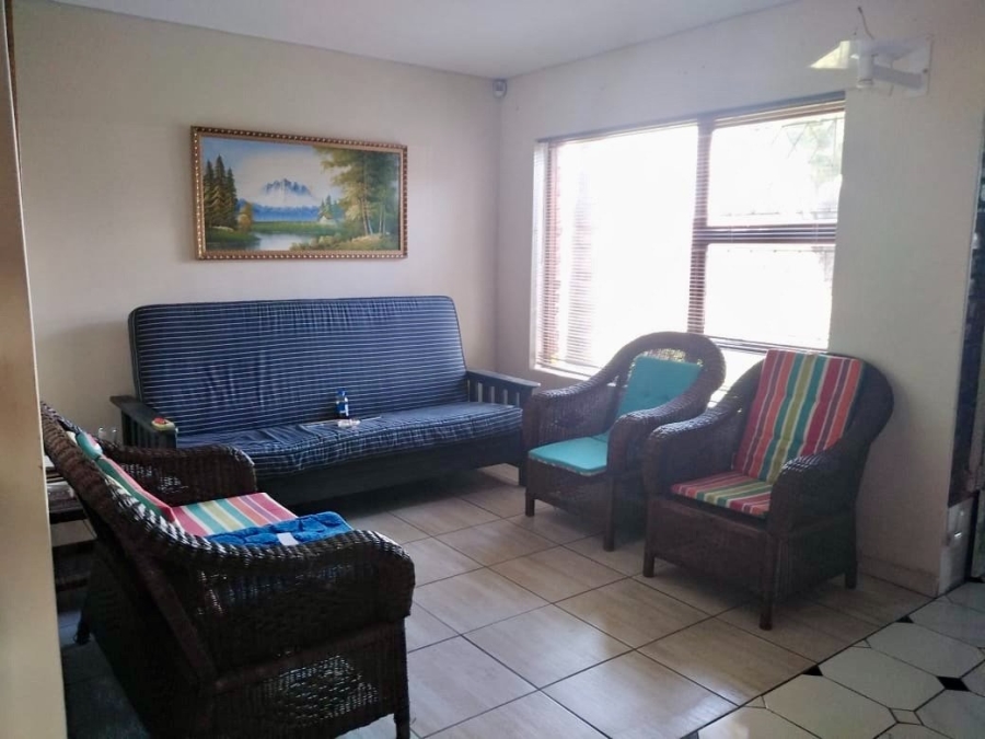 6 Bedroom Property for Sale in C Place Eastern Cape